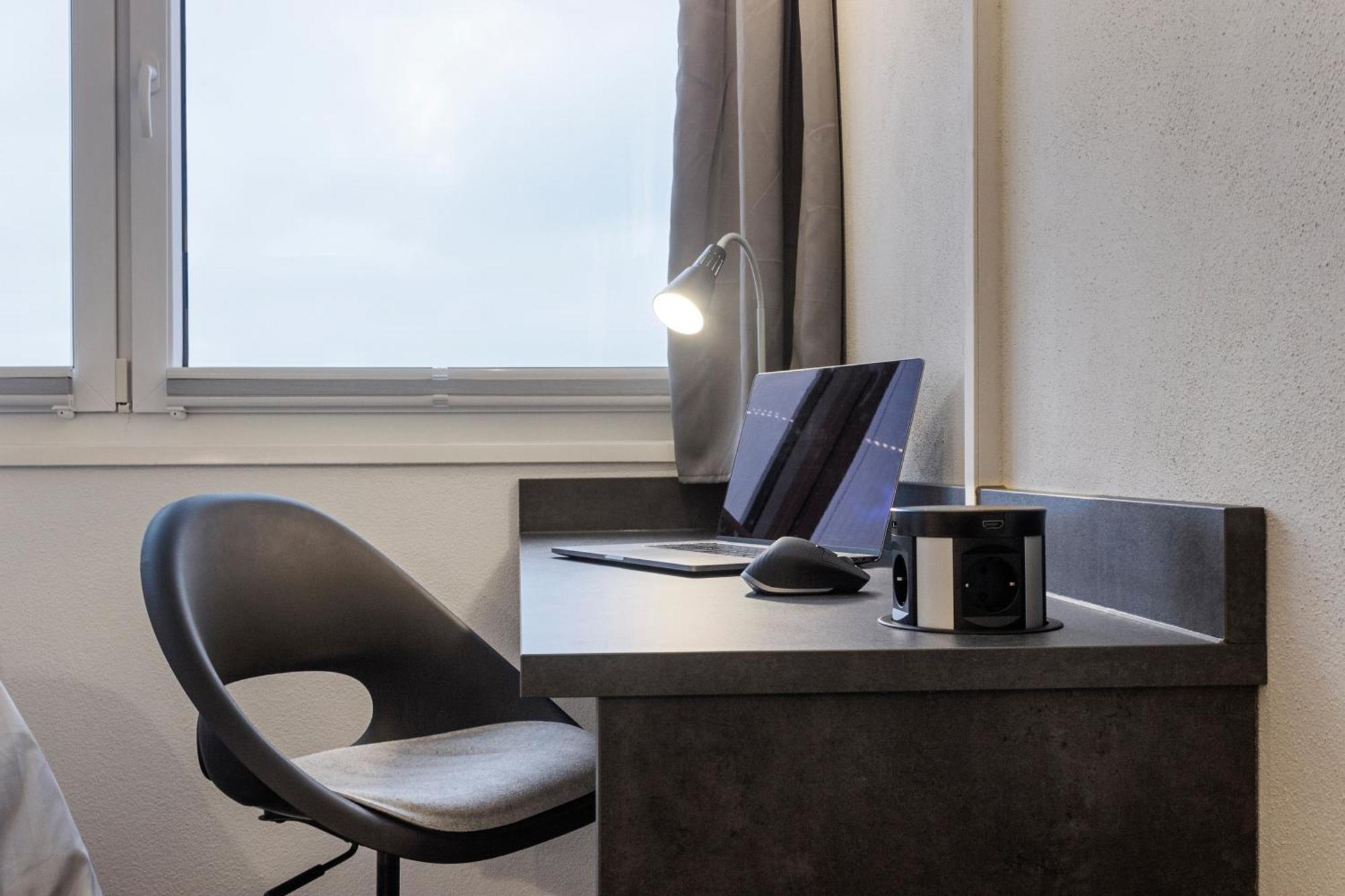 Appartement Fuer 1-2 - Wlan - Parkplatz - Homeoffice Καϊζερσλάουτερν Εξωτερικό φωτογραφία
